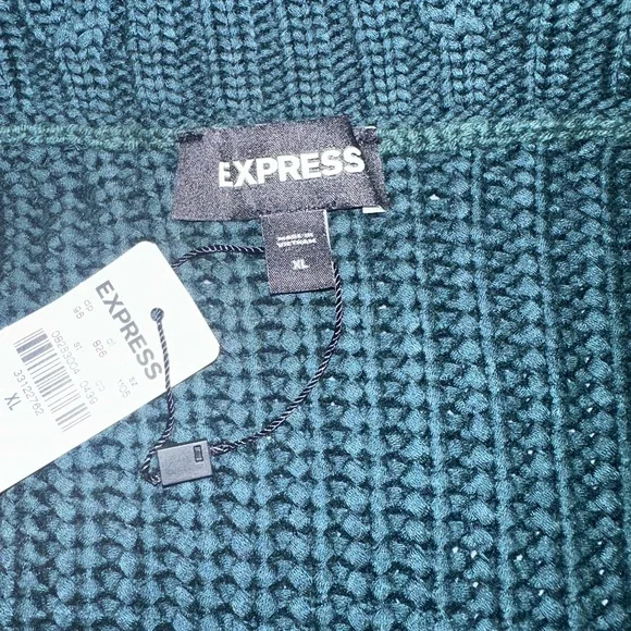Express Deep Green V-Neck Sweater - Picture 3 of 4